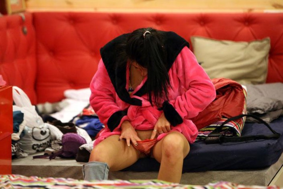 Való Világ Edina maszti